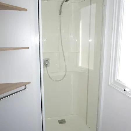 Bungalow De 2 Chambres Avec Piscine Partagee Jardin Clos Et Wifi A A 5 Km De La Plage *